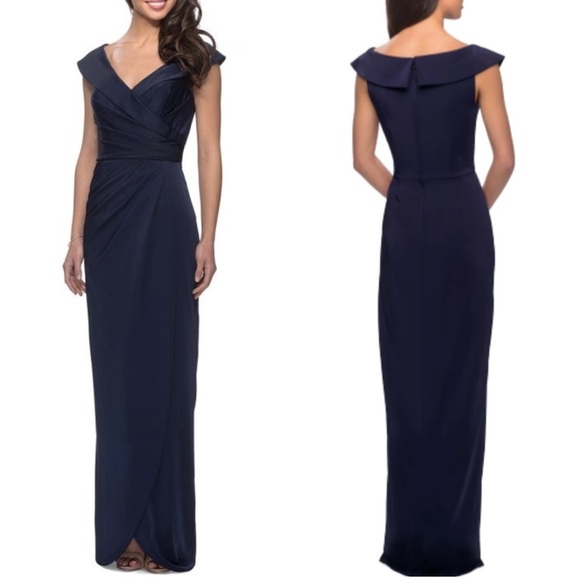 La Femme 25206 Ruched Cap Sleeved Long Gown in Navy Size 14 NWT - Picture 2 of 5